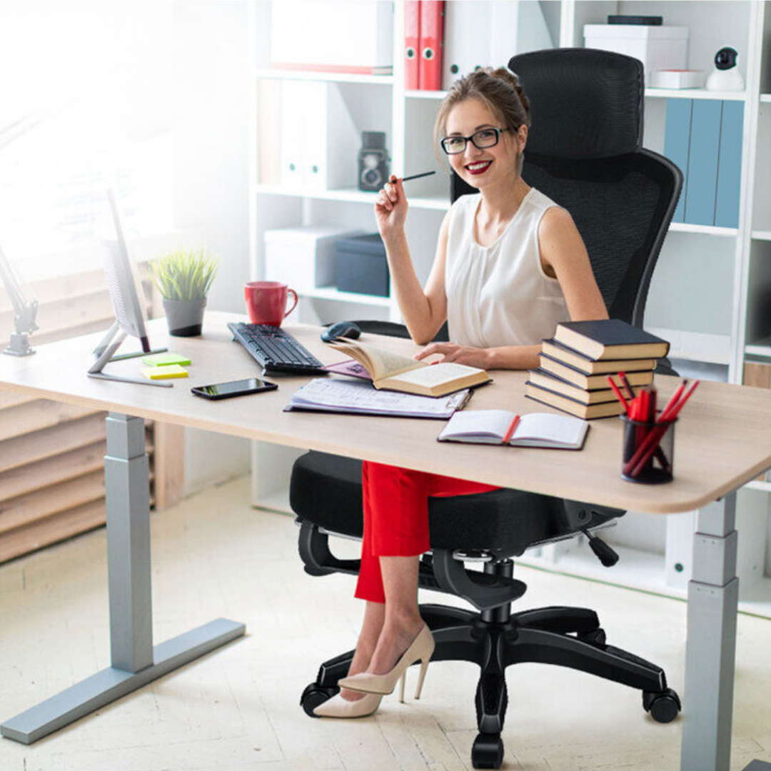 Ergonomic Mesh Chair - 150-degree back recline with locking function