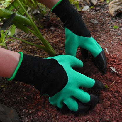 Gardening Gloves With Claws - Protects Nails and Skin While Gardening