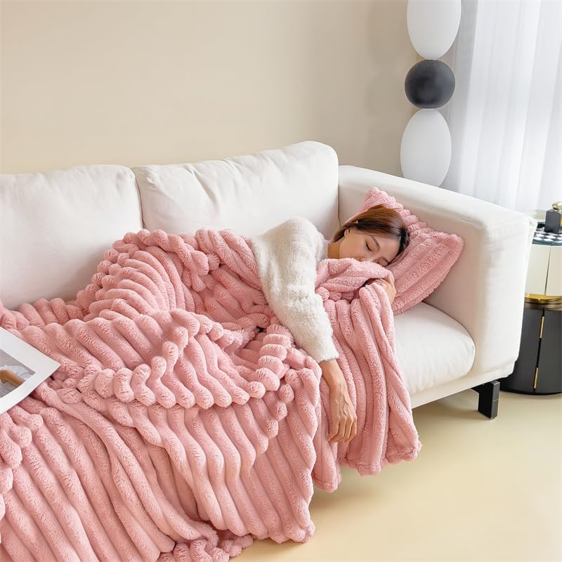 Luxurious Fleece Blanket