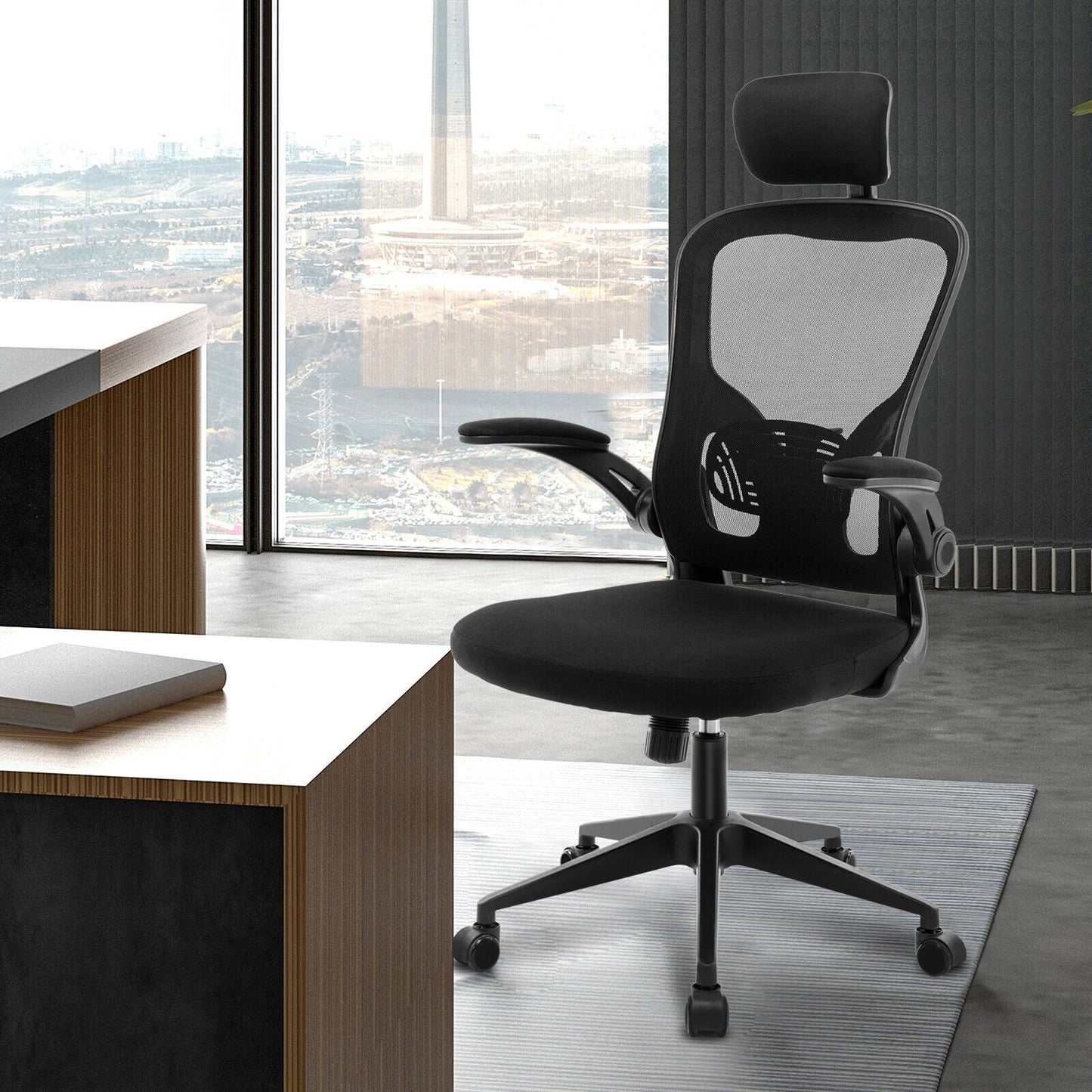 Modern Look Mesh Office Chair - Pneumatic seat height adjustment